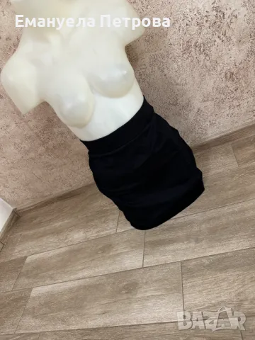 Дамска къса черна ежедневна пола (спортно-елегантен изчистен модел)