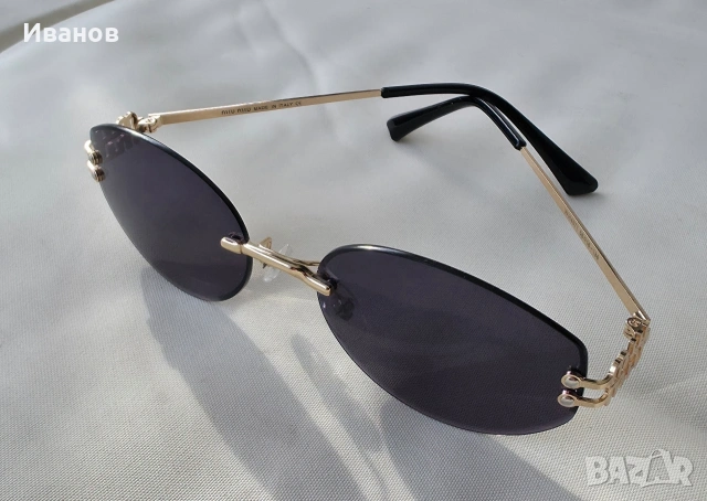 Дамски слънчеви очила MIU MIU