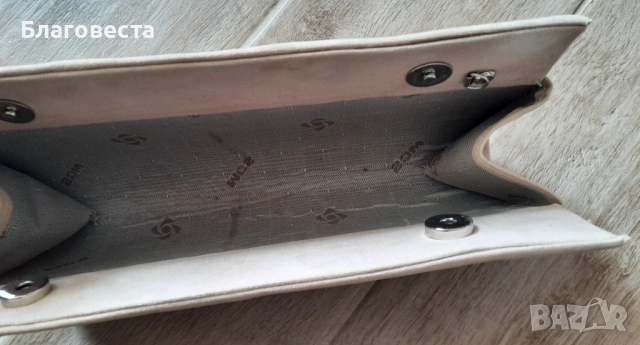 Малка дамска чанта (бежов цвят) , снимка 4 - Чанти - 53998729