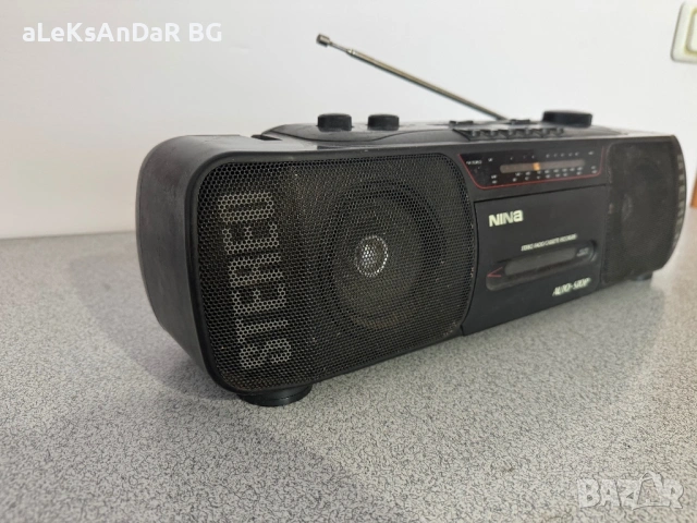 Радио касетофон Nina , снимка 3 - Радиокасетофони, транзистори - 54306918