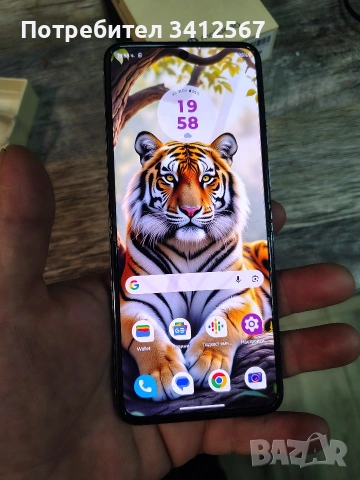 Motorola Razr 40 ULTRA 8/256, снимка 3 - Motorola - 54047984