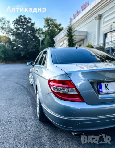 Mercedes-Benz C350, снимка 6 - Автомобили и джипове - 42225203