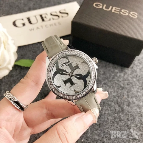Дамски ръчен часовник Guess с кожена верижка, снимка 4 - Дамски - 52221048