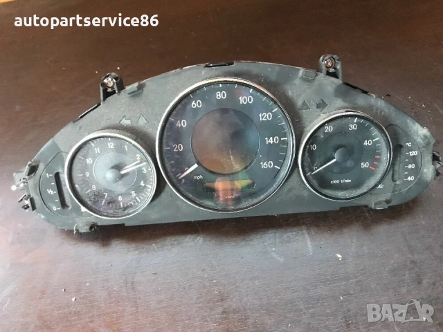 Скоростомер / инструментален панел за Mercedes CLS 320 CDI W219 (2008) A2195406511, снимка 2 - Части - 53970816