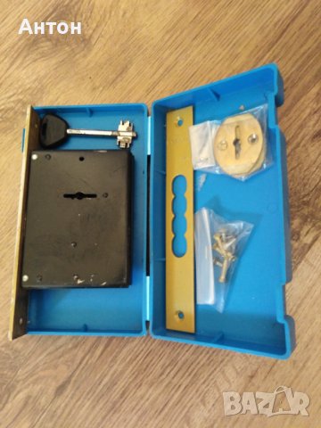 Брава с 1 Ключ