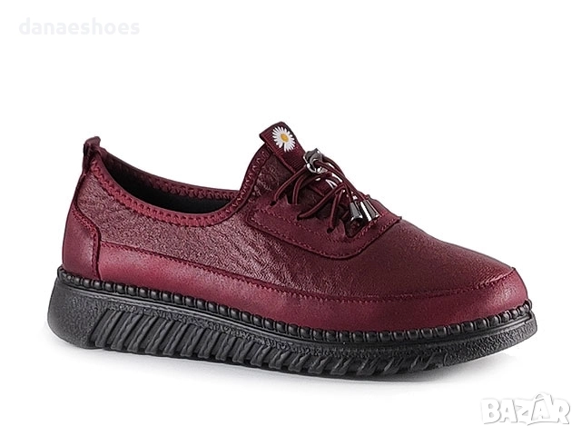Дамски обувки без връзки в бордо и черно 