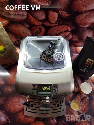 Кафемашина Saeco Syntia - Phillips ☕ , снимка 3 - Кафемашини - 32039870