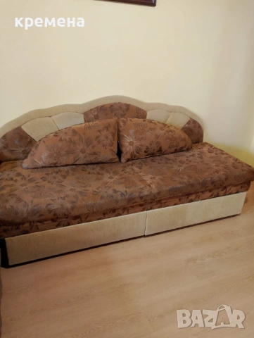 Диван спалня , снимка 2 - Дивани и мека мебел - 53916594