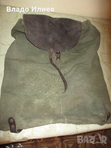 Четки за почистване,гилзи ,смазка ,сандък  - за  ловна пушка и раница за лов 