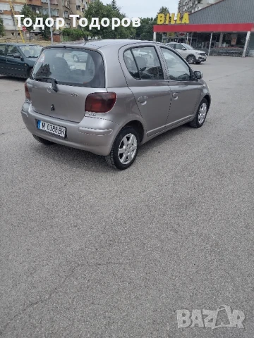 Продавам Тойота Ярис дизел., снимка 8 - Автомобили и джипове - 51039581