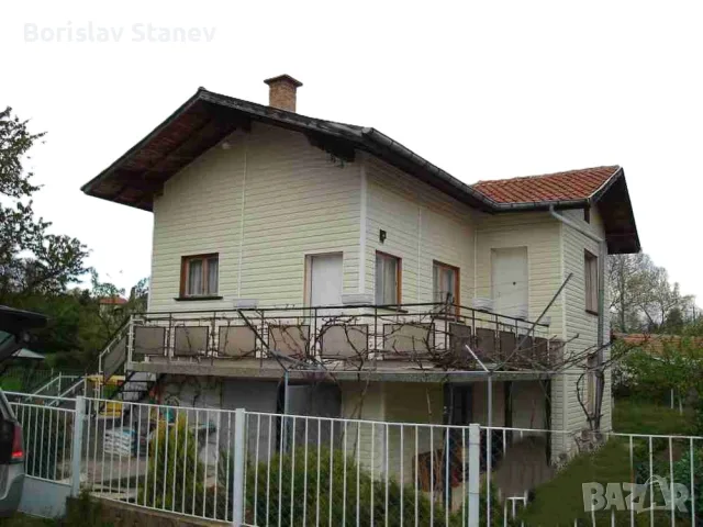 Двуетажна къща с овощна градина, снимка 18 - Къщи - 56341526
