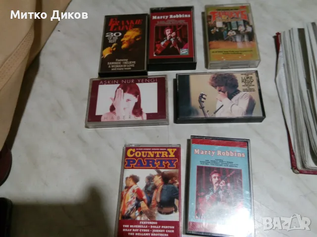 Аудио касети-Marty Robins-2b-Country Party-Frankie Laine- Luke Kelly-Fureus and Davey Arthur