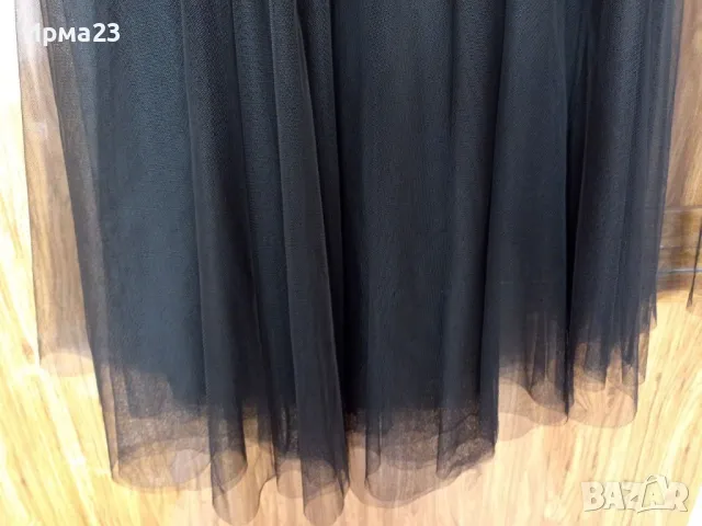 Дамска пола, снимка 2 - Поли - 47426433