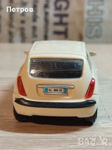 Lancia 1:43, снимка 4 - Коли, камиони, мотори, писти - 47710405