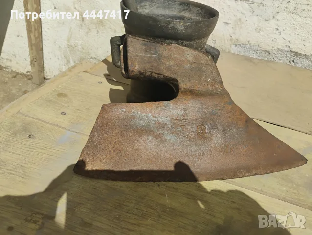 Стара брадва Има маркировка камбана и година 34 много добро състояние много стара, снимка 2 - Градински инструменти - 56179809