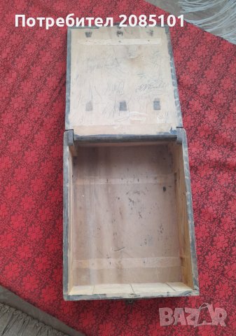 Старо дървено куфарче, снимка 3 - Антикварни и старинни предмети - 40215649
