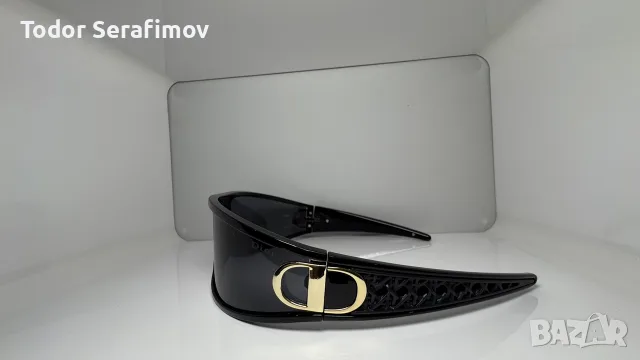 Дамски слънчеви очила Dior Cannage Shield / Wrap – Черни / Златисто CD лого / Релефни дръжки