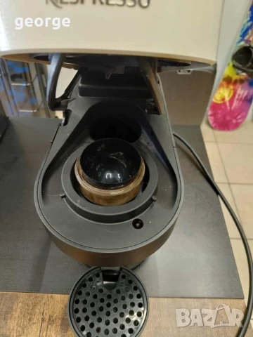 Кафемашина с капсули Nespresso Vertuo pop, снимка 5 - Кафемашини - 51195409