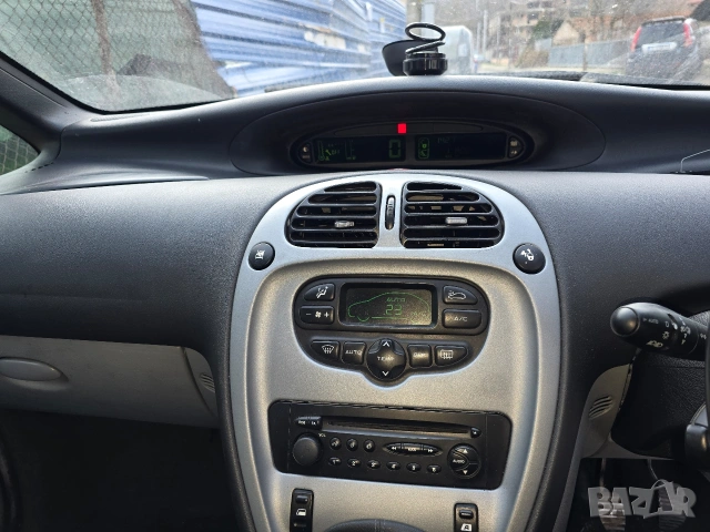 Citroen Xara Picasso 1.6 HDI НА ЧАСТИ , снимка 9 - Автомобили и джипове - 53173924