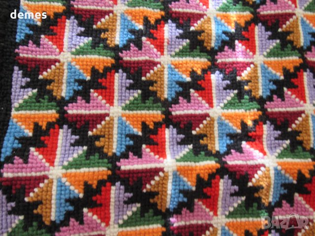  Ръчно изработен с вълнени конци килим от 50-те год. ХХ век, снимка 10 - Други - 31806187