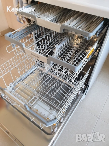 Съдомиялна Miele - Auto Open - 14 Комплекта - Свободностояща, снимка 4 - Съдомиялни - 52787483