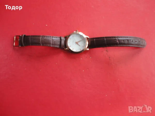 Страхотен кварцов часовник Piere Cardin 2, снимка 6 - Мъжки - 49072852