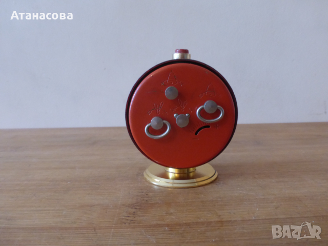 Будилник часовник Слава червен, снимка 7 - Антикварни и старинни предмети - 44687875