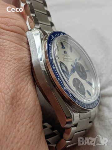Omega Speedmaster Silver Snoopy 50th anniversary Edition chronograph , снимка 9 - Мъжки - 44225843