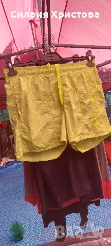 Продавам оригинални къси шорти номер М, снимка 4 - Спортни дрехи, екипи - 51430086