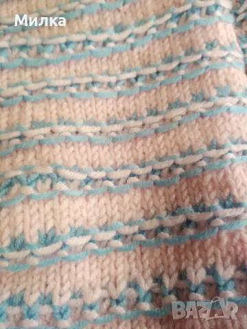 Ръчно плетена жилетка за дете , снимка 6 - Детски пуловери и жилетки - 49942421