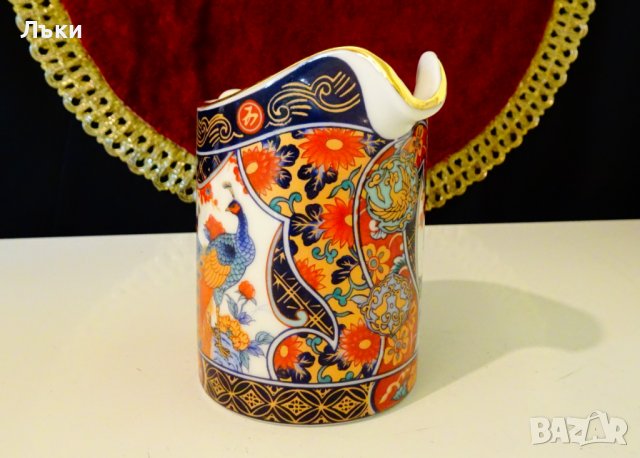 Каничка,латиера японски порцелан Eiwa Kinsei,злато,пауни. , снимка 3 - Антикварни и старинни предмети - 37925329