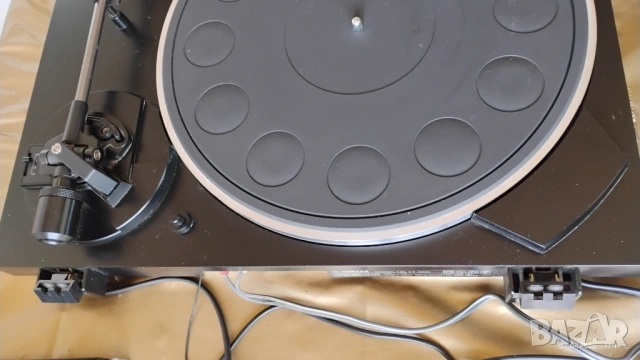 Yamaha TT-300 - полуавтоматичен грамофон, снимка 9 - Грамофони - 54094862