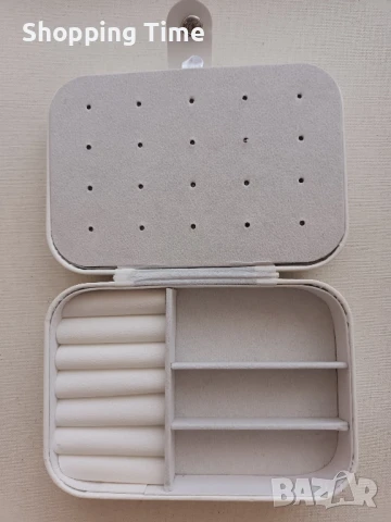 НОВ комплект от 2 кутии за бижута в бяло, Спиди/лично предаване, снимка 3 - Други - 49576743