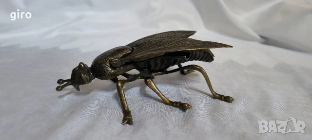 Антикварна бронзова муха - пепелник, снимка 2 - Колекции - 50611580
