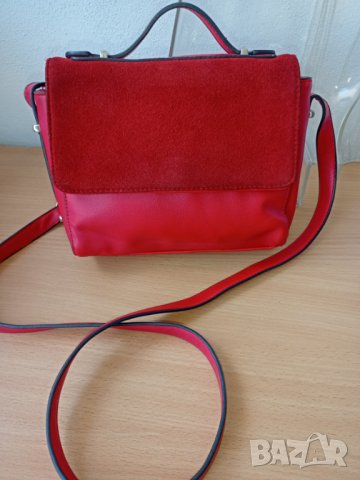 Червена чанта Pepe jeans , снимка 1 - Чанти - 37868086