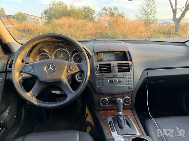 Mercedes-Benz C300 4MATIC 231к.с., снимка 10 - Автомобили и джипове - 55848050