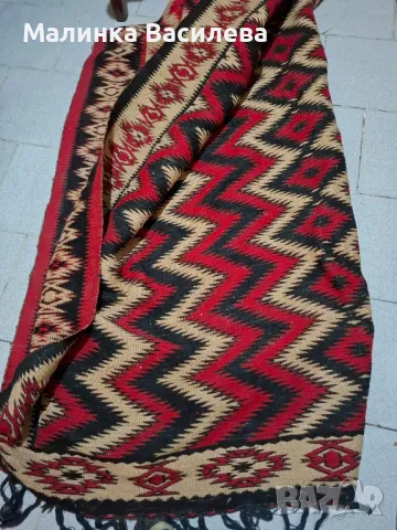 Килим с две лица , снимка 2 - Килими - 49925022