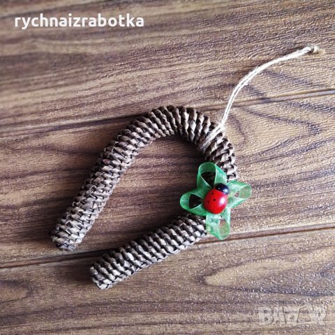 Подкова, изплетена от хартиени пръчици, снимка 2 - Пана - 28531612