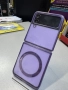 Samsung Z Flip 4 ( Със Лек Проблем ), снимка 1