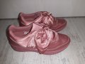 Нови розови сатенени обувки с панделка, снимка 2