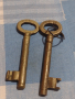 Два стари бронзови ключа от соца за брава за КОЛЕКЦИЯ ДЕКОРАЦИЯ БИТОВ КЪТ 24333, снимка 1 - Други ценни предмети - 44725377