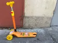 Детска тротинетка със светещи колела., снимка 1