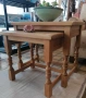 Стилен к-кт помощни масички ''2в1''. Изработени от масивно дърво, с изящни струговани крака., снимка 6