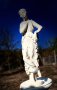 Градинска статуетка  Жената с кошницата , снимка 1 - Статуетки - 42753646