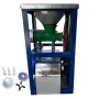 Чугунена месомелачка №32 с електромотор 1500W, стойка, метална фуния и плот, снимка 2