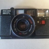 Фотоапарат RICOH 35 EFL, снимка 2 - Антикварни и старинни предмети - 37402230