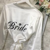 Bride сатенен халат , снимка 2 - Сватбени аксесоари - 29300788