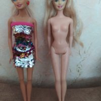 Оригинална Барби кукла на Мател с рокля с обръщащи се пайети и подвижни стави на крачетата, снимка 2 - Кукли - 30695628