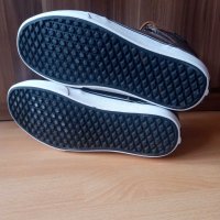 Оригинални Дамски - детски кецове VANS номер 39, снимка 5 - Кецове - 30773861