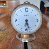 Настолен часовник,будилник СЛАВА,SLAVA #4, снимка 2 - Антикварни и старинни предмети - 44669420